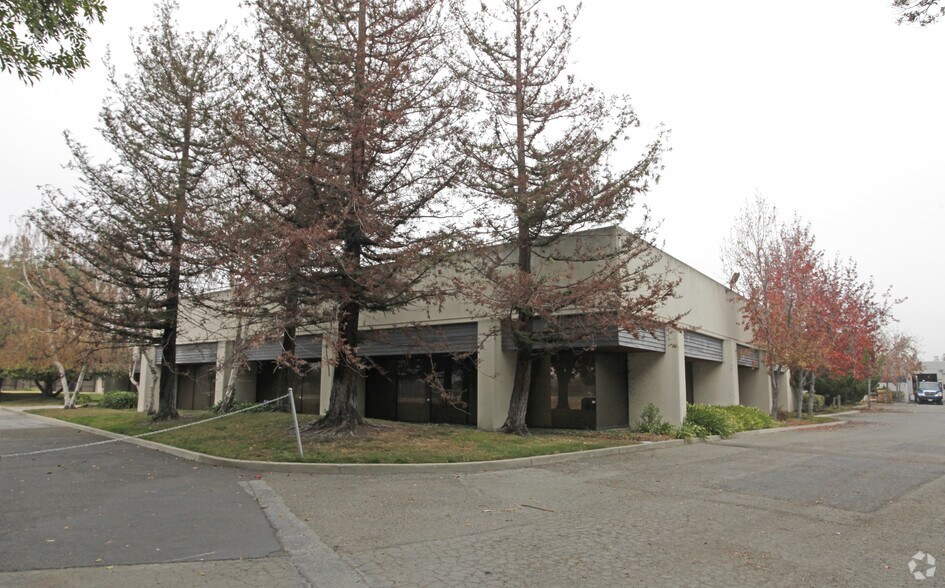4174 Technology Dr, Fremont, CA à vendre - Photo de l’immeuble – Image 3 sur 4
