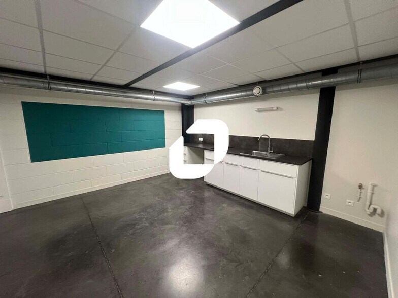 122 Rue De Tourcoing, Roubaix à louer - Photo intérieure – Image 3 sur 33