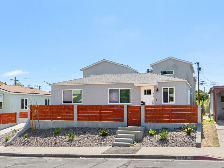 438 Denby St, San Diego, CA à vendre - Photo de l’immeuble – Image 2 sur 19