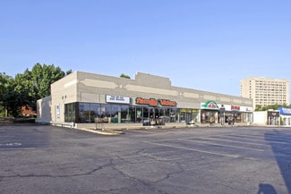 Plus de détails pour 10460-10468 Saint Charles Rock Rd, Saint Ann, MO - Local commercial à louer