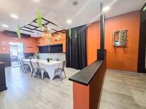 Local commercial dans Rubí, Barcelona à vendre Photo intérieure– Image 2 sur 12