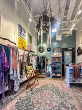 20 Artful Way, Asheville, NC à louer Photo intérieure– Image 2 sur 5