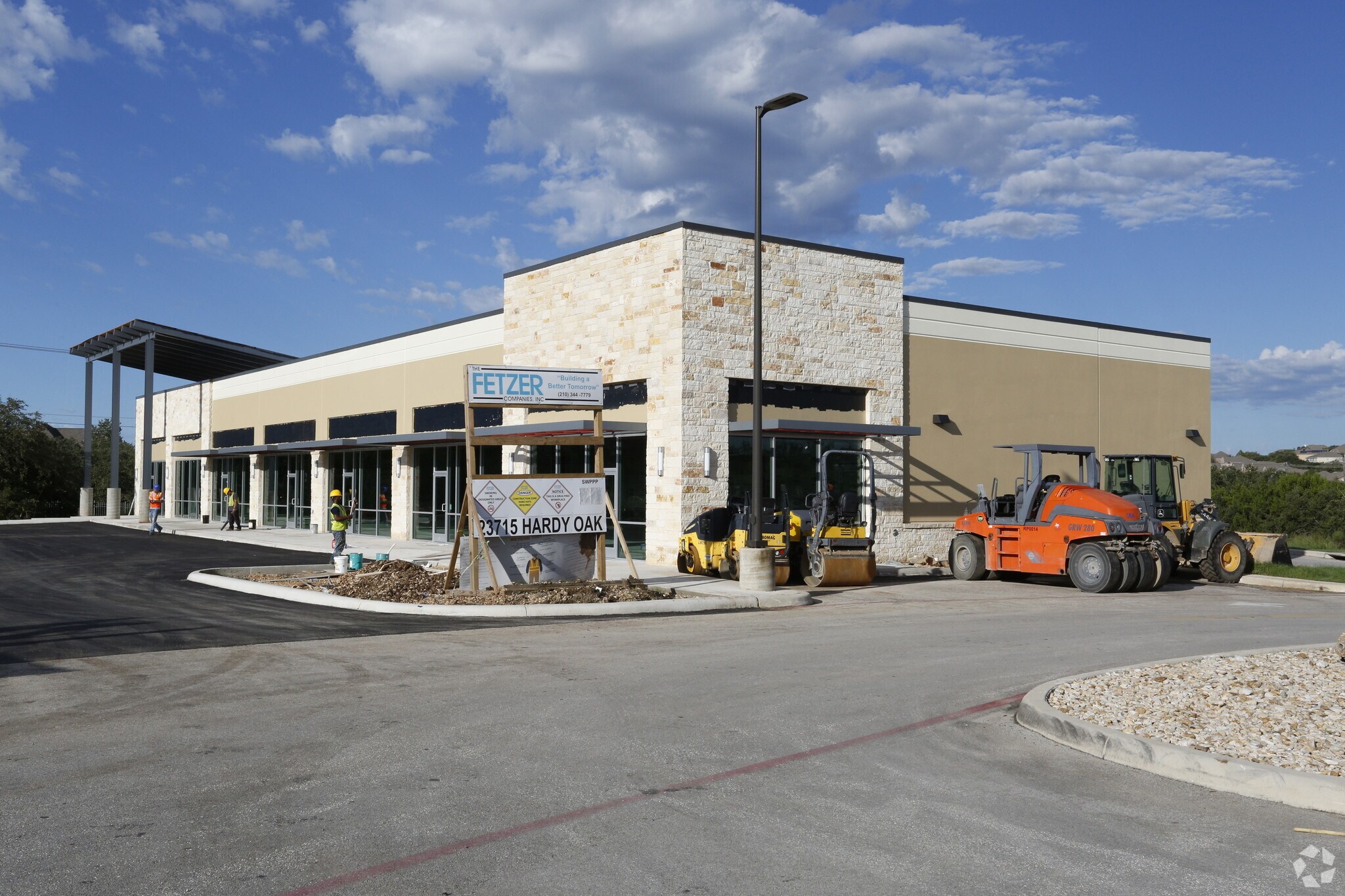 23715 Hardy Oak Blvd, San Antonio, TX à louer Photo principale– Image 1 sur 9