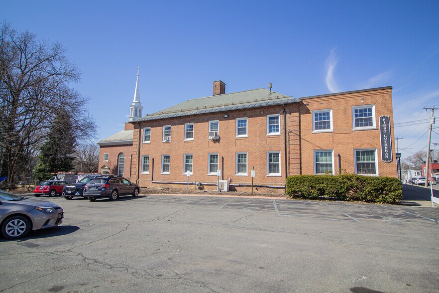 181 Western ave, Albany, NY à vendre - Photo de l’immeuble – Image 3 sur 40