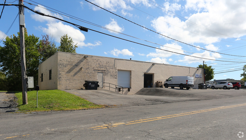 6171 Molloy Rd, East Syracuse, NY à louer - Photo de l’immeuble – Image 3 sur 7