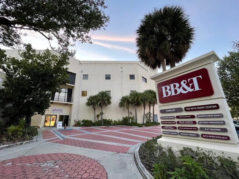 1010 kennedy Dr, Key West, FL à vendre - Photo de l’immeuble – Image 2 sur 10