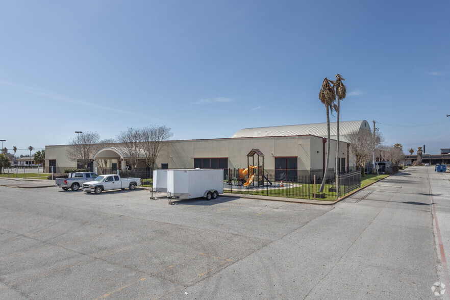 4700 Broadway St, Galveston, TX à louer - Photo de l’immeuble – Image 3 sur 18