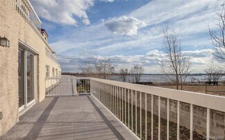 Plus de détails pour 260 Zerega Ave, Bronx, NY - Logement à vendre
