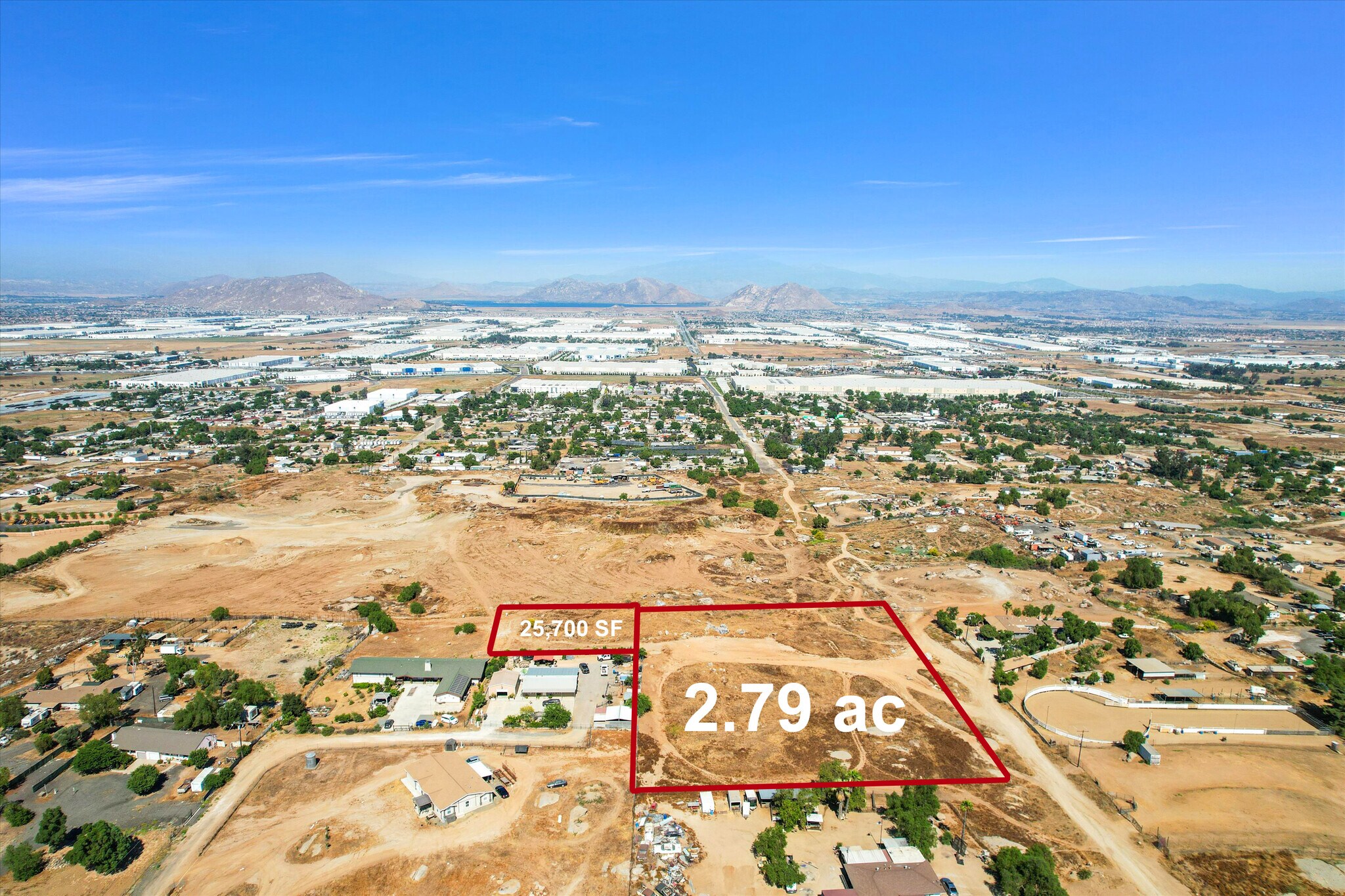 18954 Day St, Perris, CA à vendre Photo principale– Image 1 sur 3