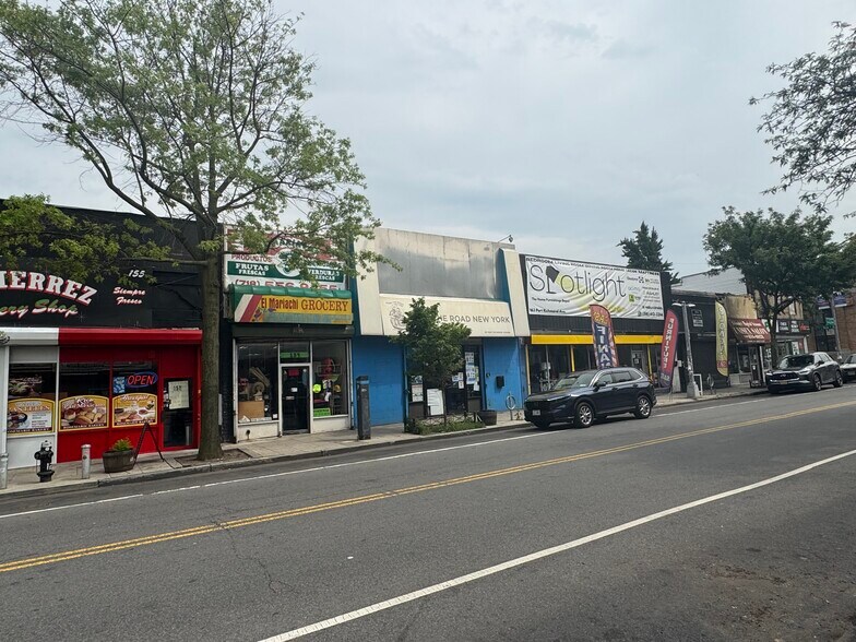 159-163 Port Richmond ave, Staten Island, NY à vendre - Photo de l’immeuble – Image 2 sur 4