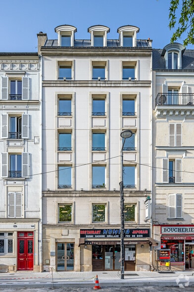 211 Bis Avenue Charles De Gaulle, Neuilly-sur-Seine à louer - Photo principale – Image 1 sur 1