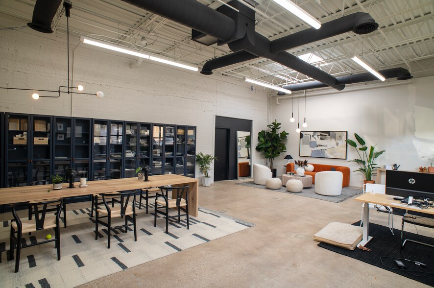 3300-3306 N Knox Ave, Chicago, IL à louer - Photo intérieure – Image 1 sur 12