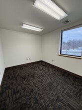 4125 Independence Dr, Schnecksville, PA à louer Photo intérieure– Image 2 sur 9