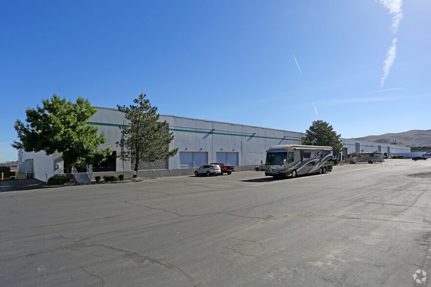 1420-1470 Kleppe Ln, Sparks, NV à louer - Photo de l’immeuble – Image 3 sur 3
