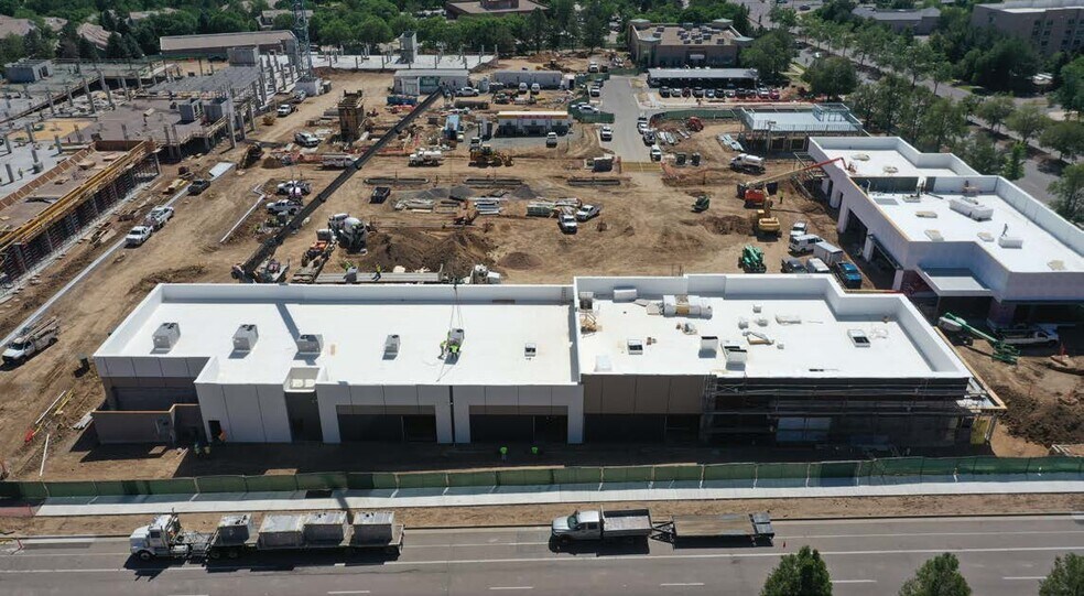 8101 E Belleview Ave, Denver, CO à louer - Photo de la construction – Image 3 sur 4