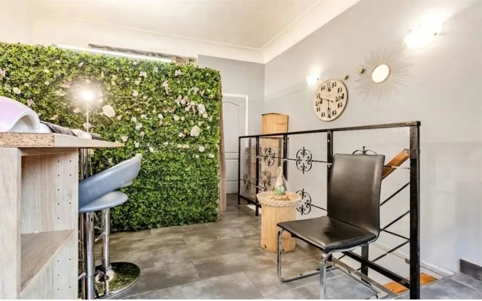 Local commercial dans Paris à louer - Photo intérieure – Image 1 sur 3