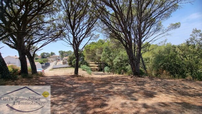 Plus de détails pour Terrain à vendre