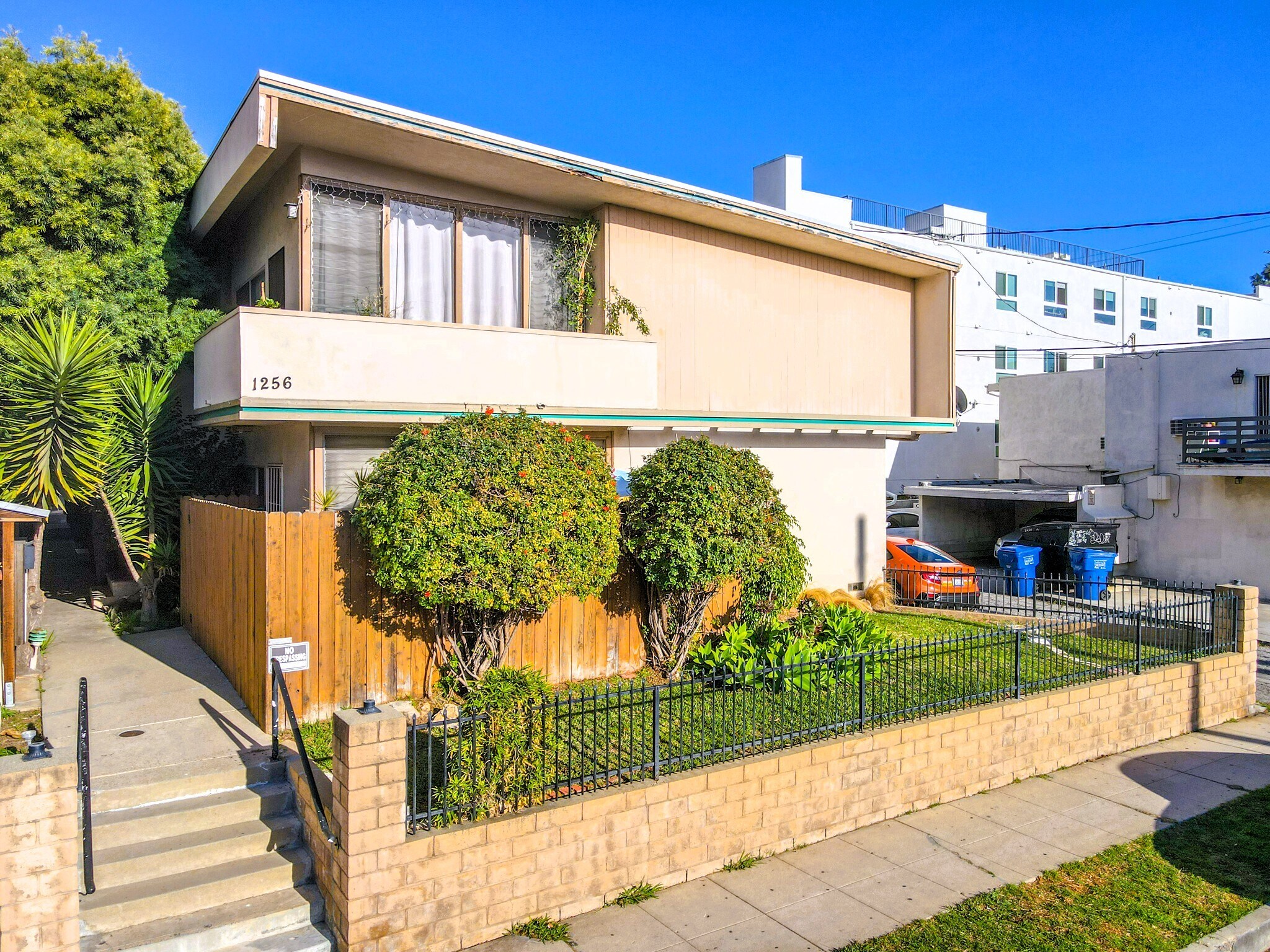 1256 S Westgate Ave, Los Angeles, CA à vendre Photo principale– Image 1 sur 27