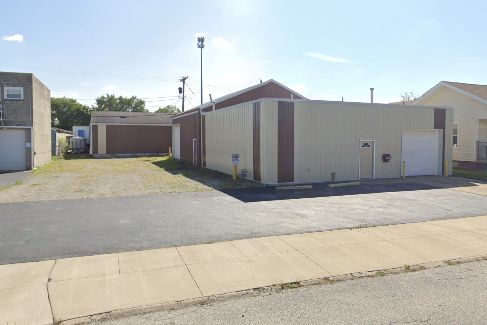 158 Woodbury St, Elyria, OH à vendre Photo principale– Image 1 sur 2