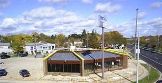 Plus de détails pour 877 E Eight Mile Rd, Hazel Park, MI - Local commercial à louer
