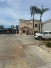 1501 E Lambert Rd, La Habra, CA à louer Photo intérieure– Image 1 sur 8