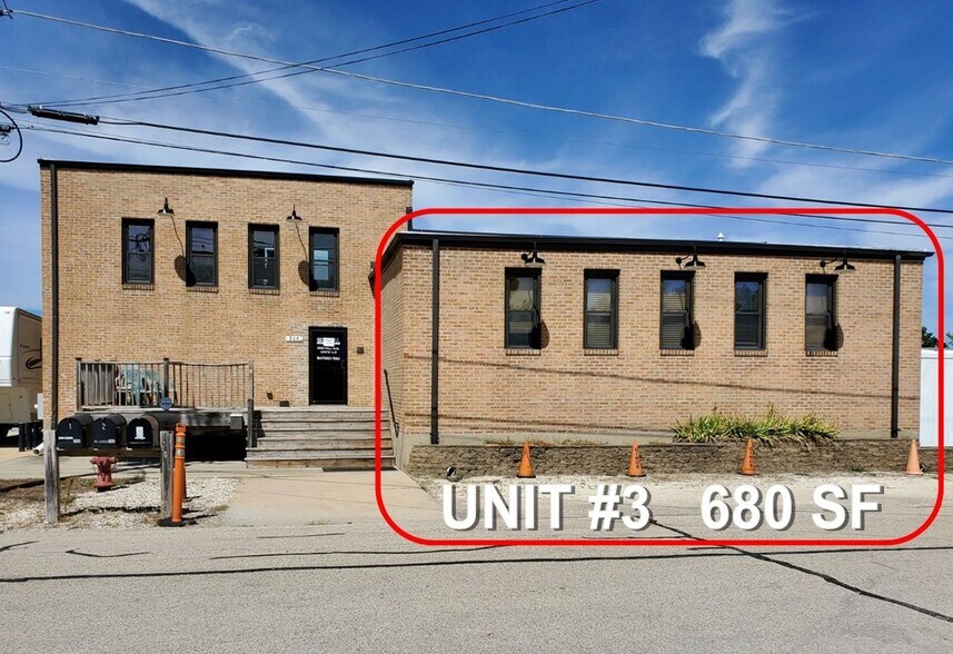268 Mill Ave, Hampshire, IL à louer - Photo de l’immeuble – Image 2 sur 22