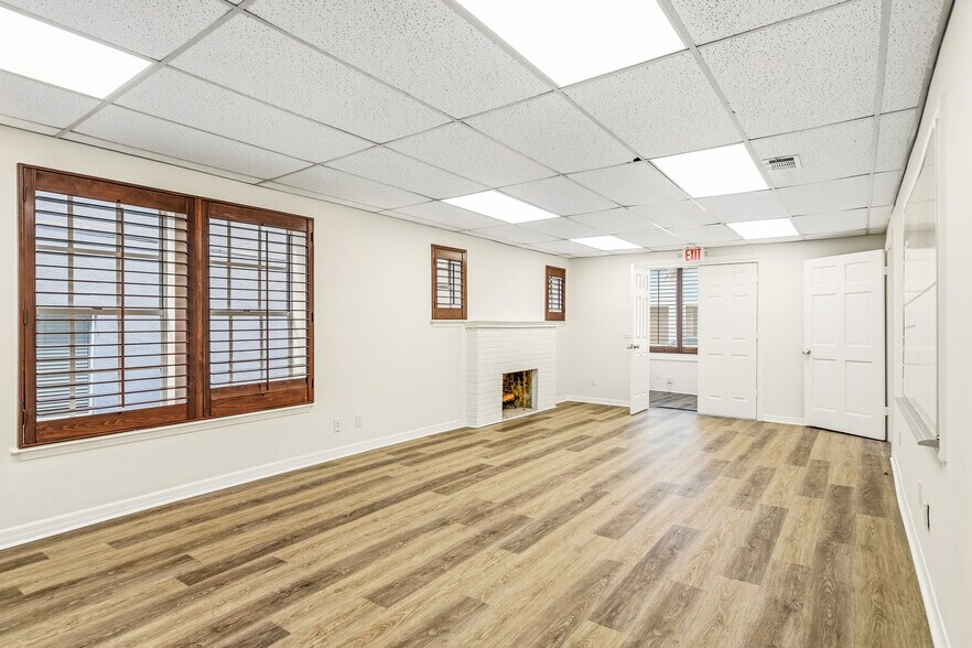 1507 20th St, Vero Beach, FL à louer - Photo de l’immeuble – Image 3 sur 69