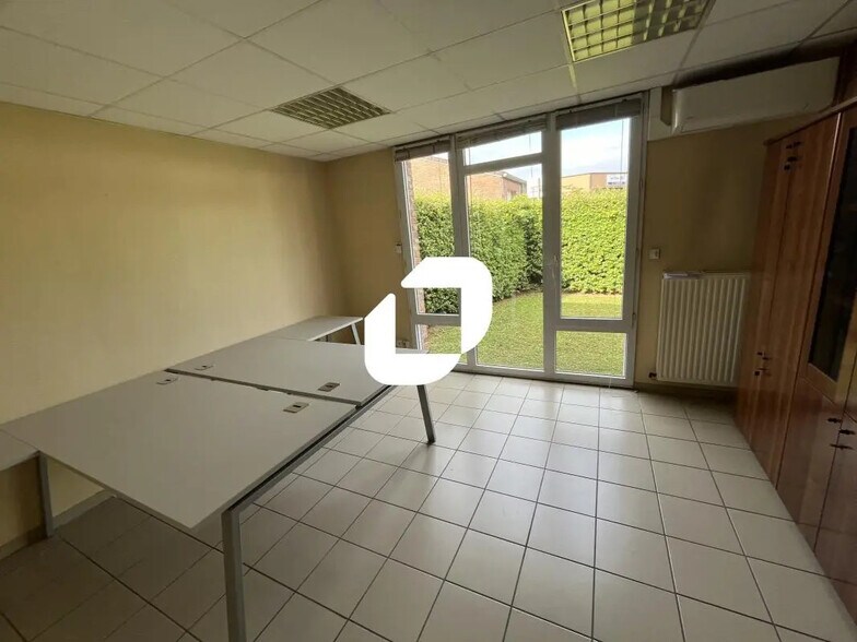 Bureau dans Arras à louer - Photo de l’immeuble – Image 3 sur 8