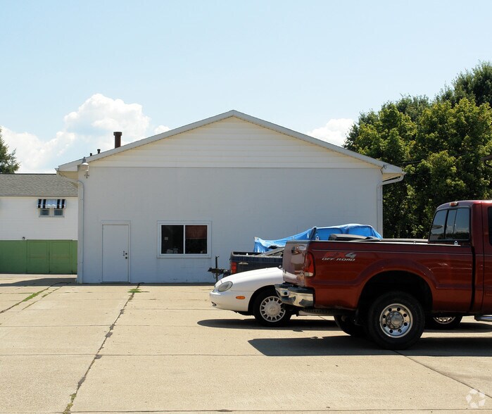 705 Division St, Parkersburg, WV à vendre - Photo de l’immeuble – Image 2 sur 2