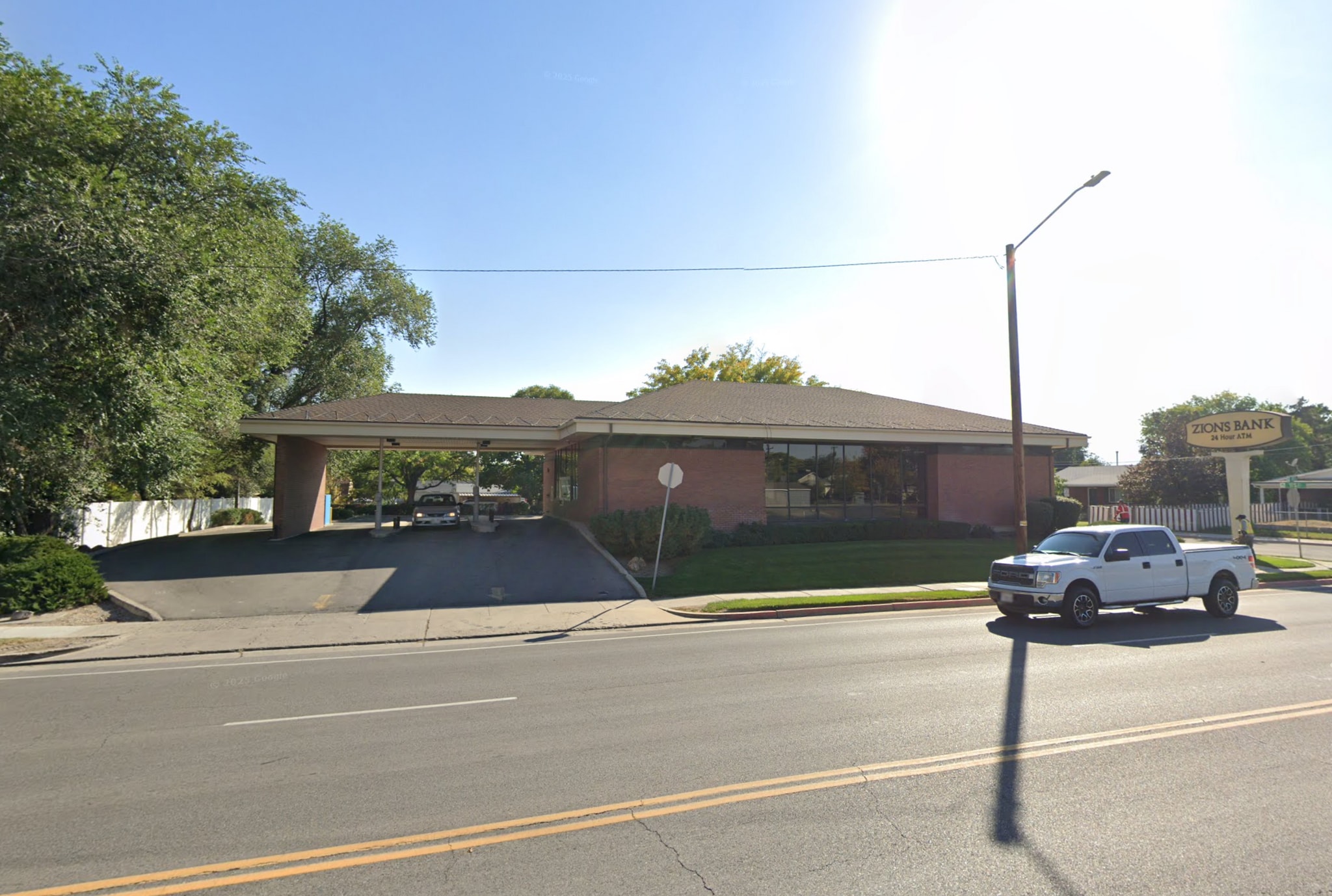 159 W Center St, Midvale, UT à louer Photo de l’immeuble– Image 1 sur 11