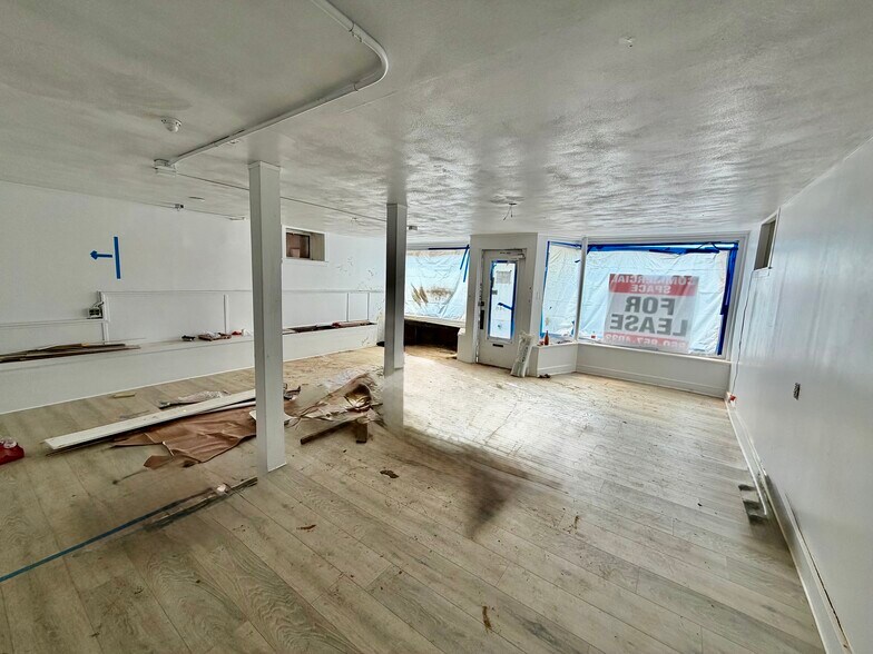 546 Thames St, Groton, CT à louer - Photo intérieure – Image 2 sur 5