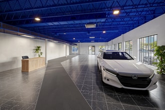 2559 Fowler St, Fort Myers, FL à louer Photo intérieure– Image 1 sur 16