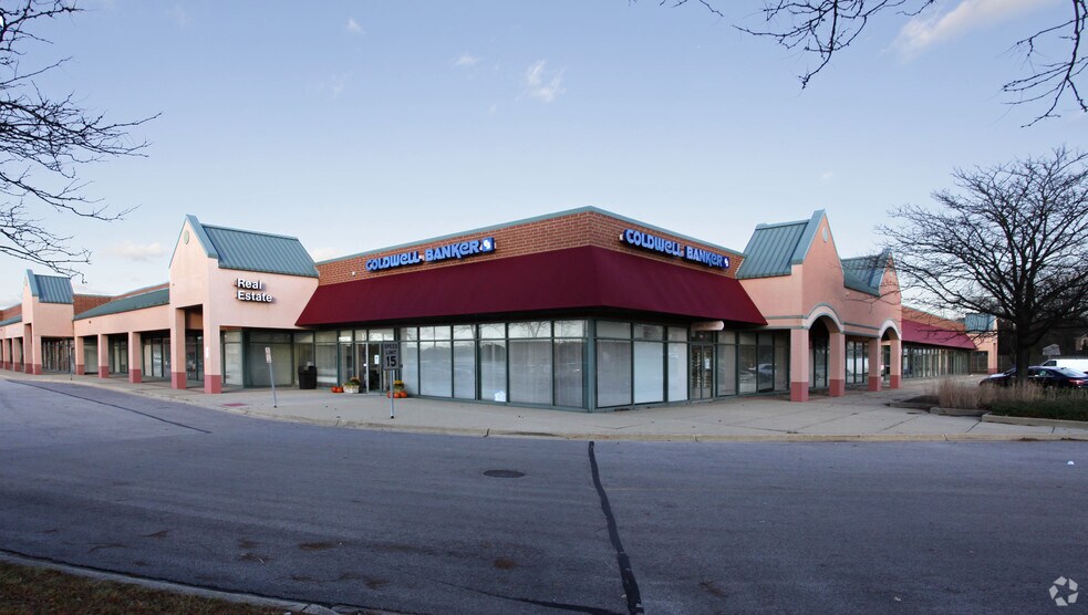 600-836 E Rand Rd, Arlington Heights, IL à louer - Photo principale – Image 2 sur 9