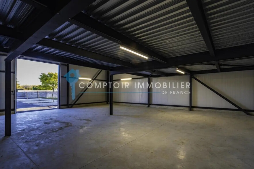 Local commercial dans Labège à vendre - Photo de l’immeuble – Image 3 sur 8