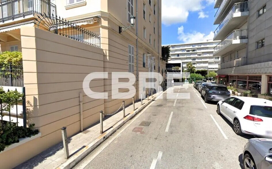 Bureau dans Nice à louer - Photo de l’immeuble – Image 1 sur 5