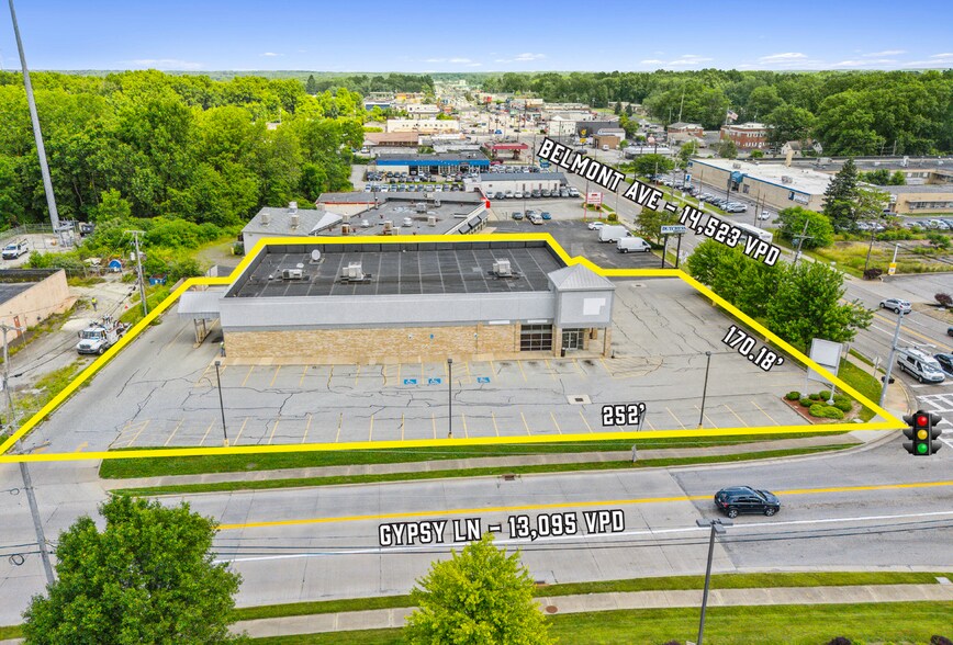 2704 Belmont Ave, Youngstown, OH à louer - Photo de l’immeuble – Image 2 sur 4