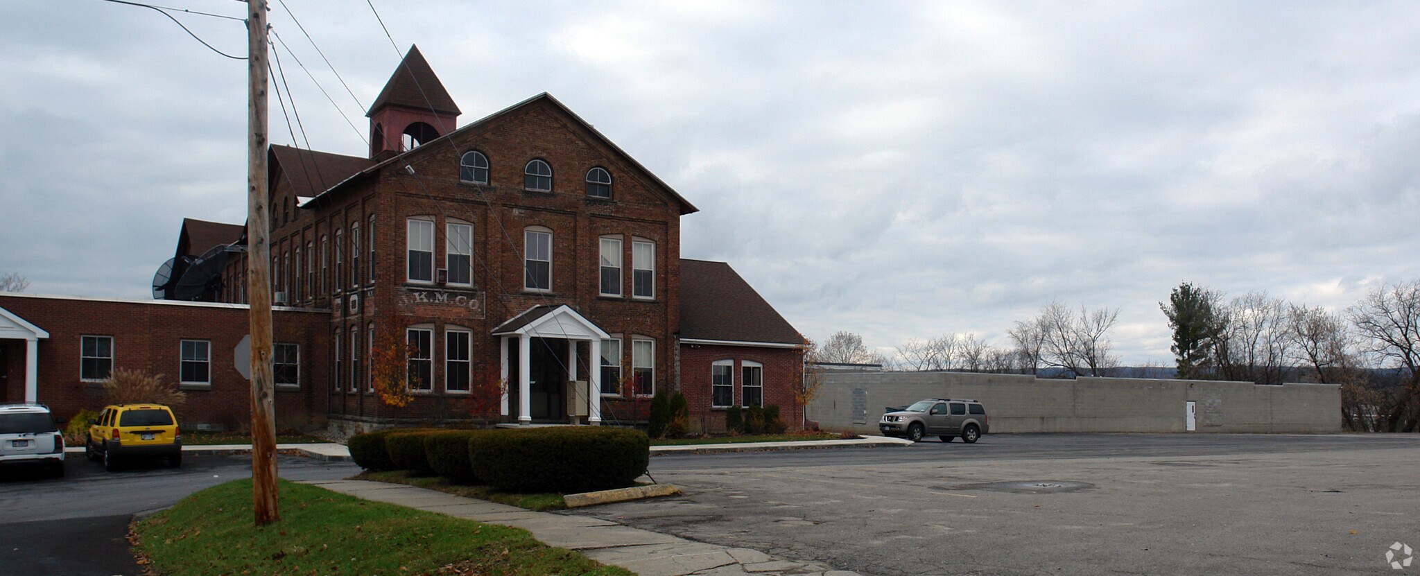 309 W Montgomery St, Johnstown, NY à vendre Photo de l’immeuble– Image 1 sur 4