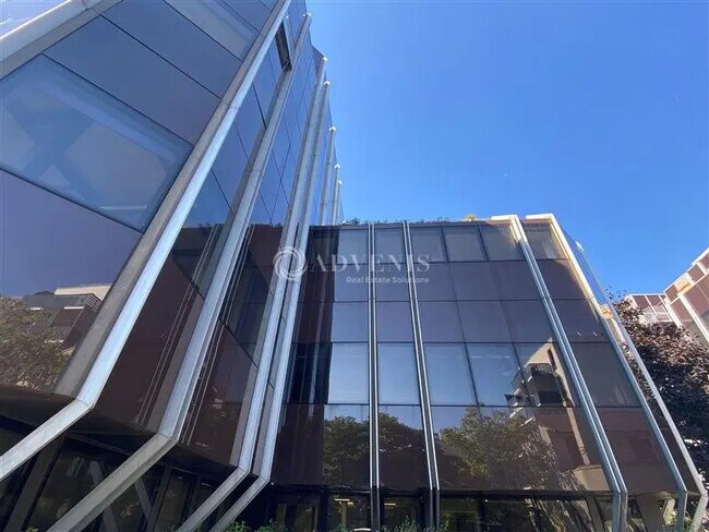 Plus de détails pour Bureau à louer