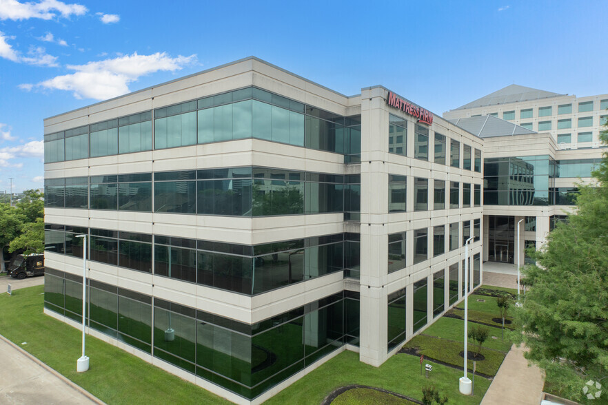 3250 Briarpark Dr, Houston, TX à vendre - Photo de l’immeuble – Image 2 sur 32