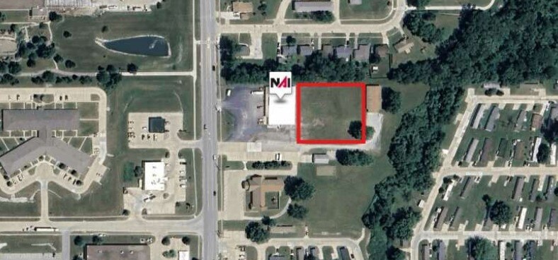 1111 S Lincoln St, Knoxville, IA à louer - Photo principale – Image 1 sur 1