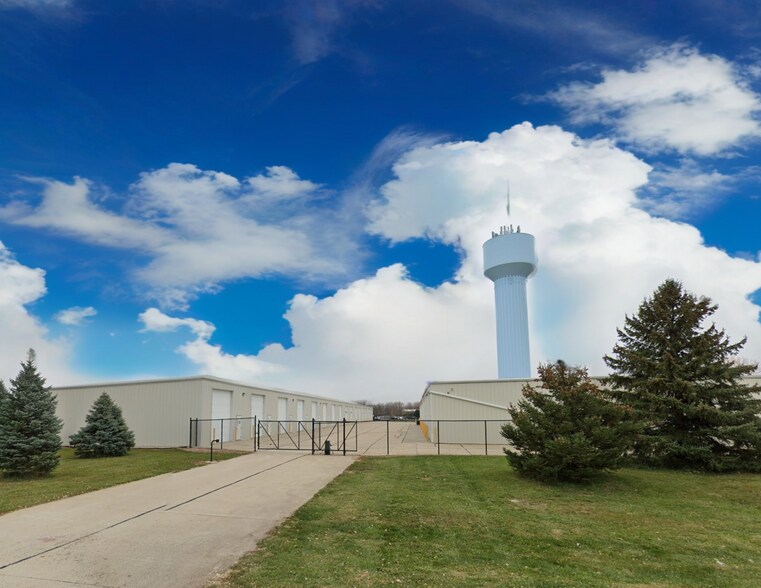 399 Tower Rd, Dakota Dunes, SD à vendre - Photo de l’immeuble – Image 1 sur 1