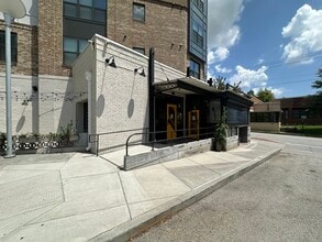 930 Howell Mill Rd NW, Atlanta, GA à louer Photo de l’immeuble– Image 2 sur 23