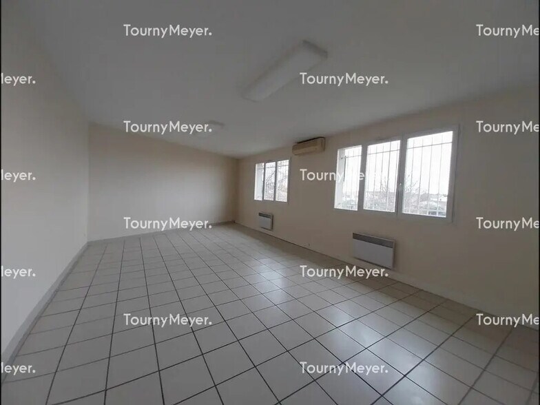 Bureau dans Tournefeuille à louer - Photo de l’immeuble – Image 3 sur 5