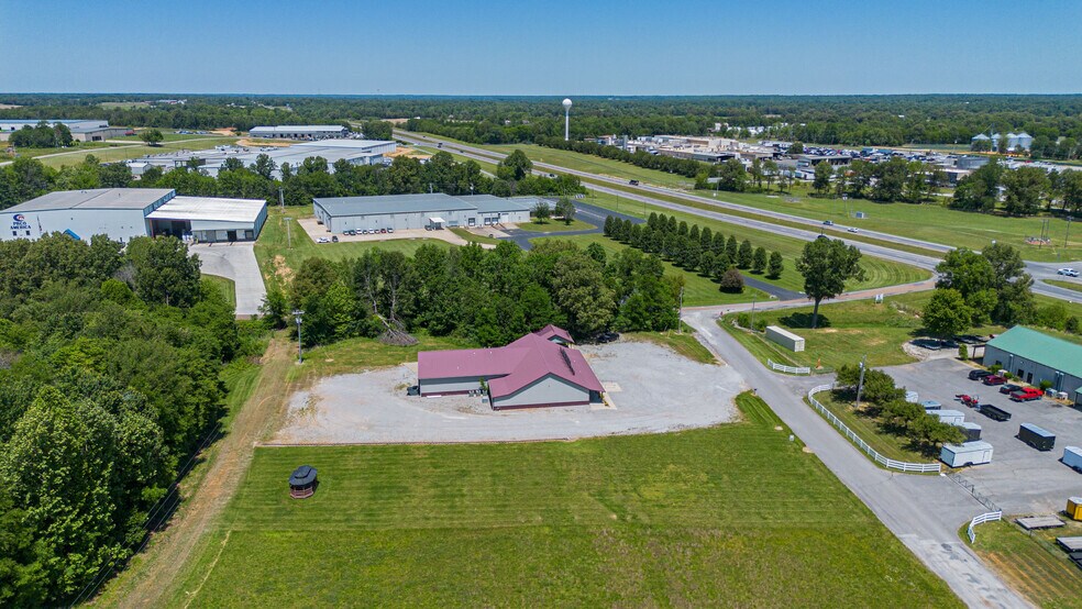 71 Commerce St, Hickory, KY à vendre - Photo de l’immeuble – Image 2 sur 31