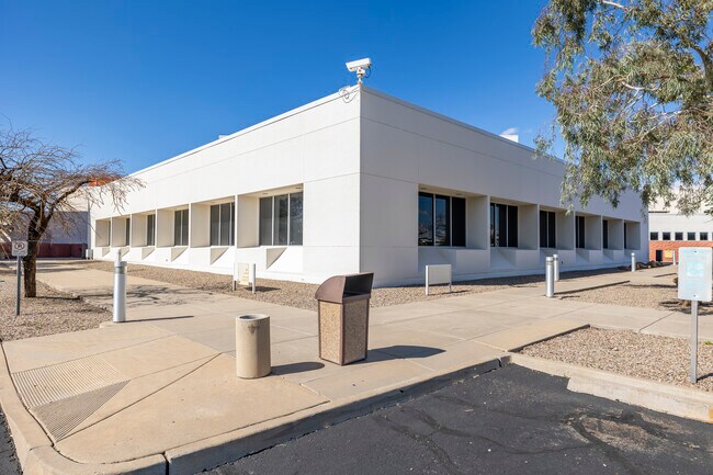 Plus de détails pour 22600 N 19th Ave, Phoenix, AZ - Industriel/Logistique à louer