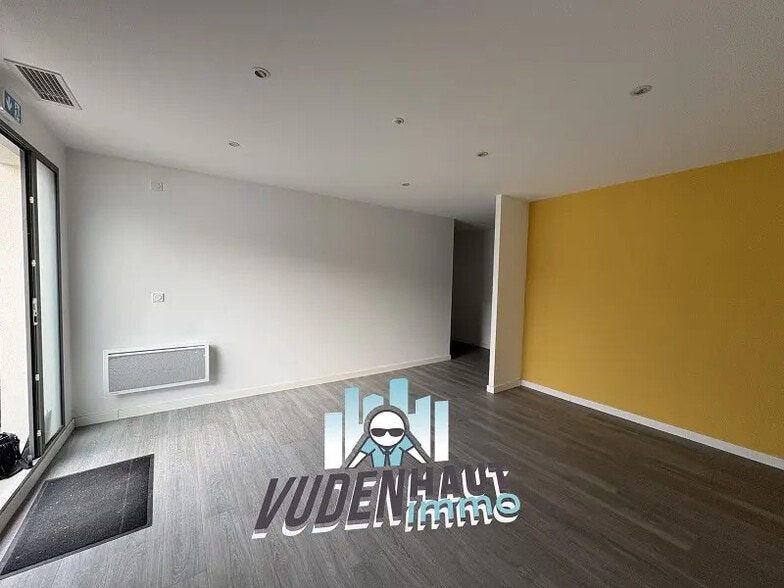 Bureau dans Fonbeauzard à louer - Photo intérieure – Image 1 sur 9