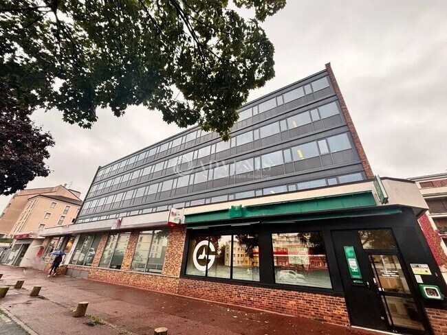 Plus de détails pour Bureau à louer