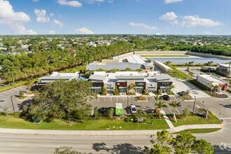 10650 Crosstown Parkway, Port Saint Lucie, FL - VUE AÉRIENNE  vue de carte - Image1
