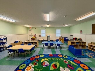 Plus de détails pour 905 Helen St, Fayetteville, NC - Local commercial à vendre