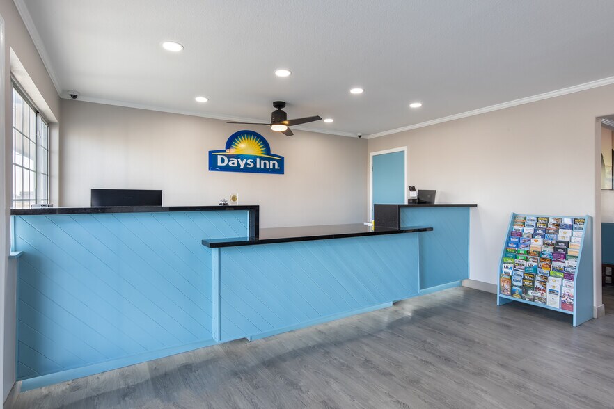 5 Sutter St, Red Bluff, CA à vendre - Photo de l’immeuble – Image 3 sur 15